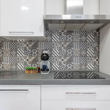 Moderno Monolocale - Centro Storico - Casa Shelter Альгеро