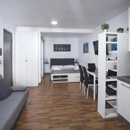 Casa Shelter *